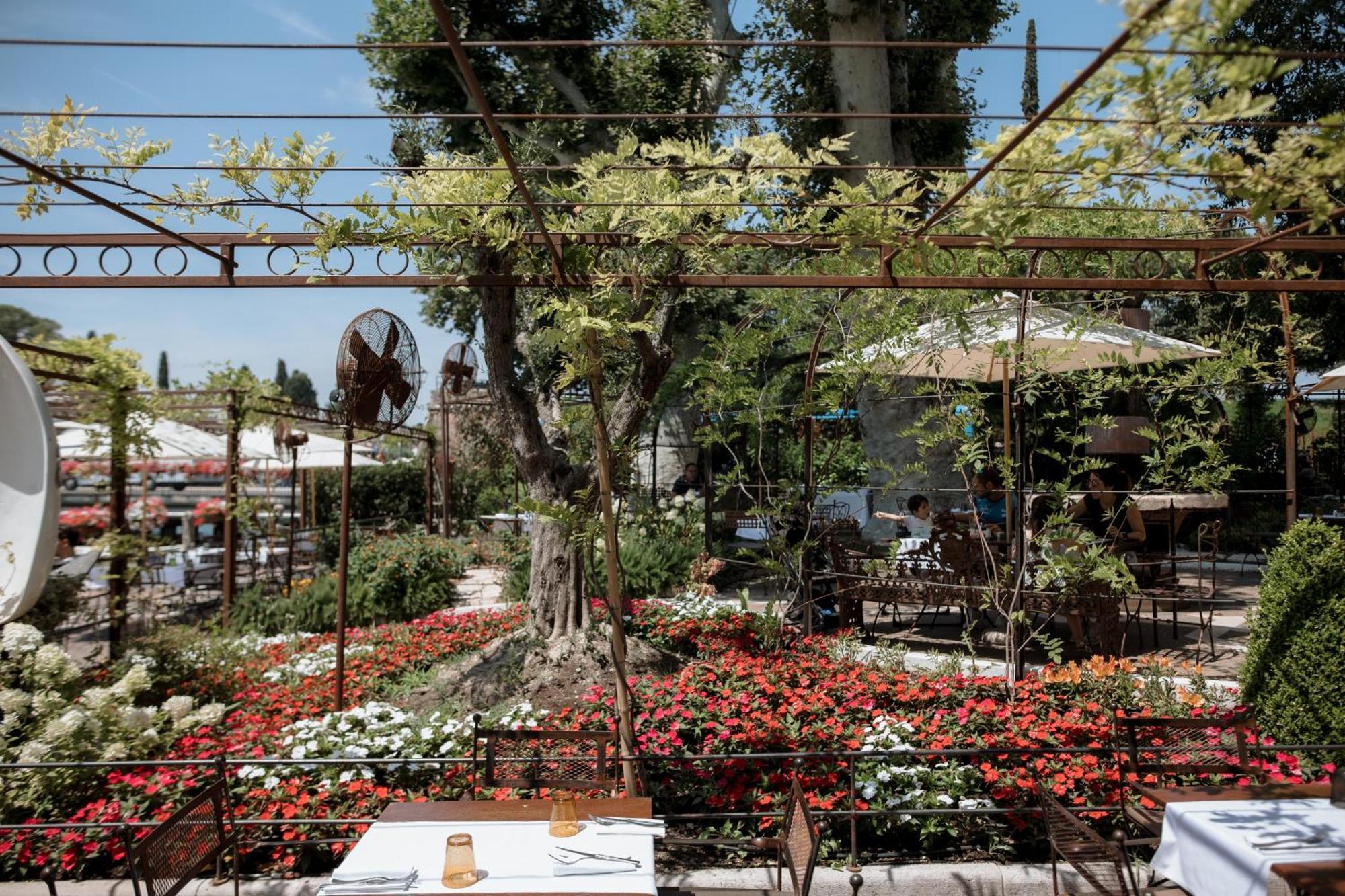 Pavillon Suite & Apartments Peschiera del Garda Kültér fotó