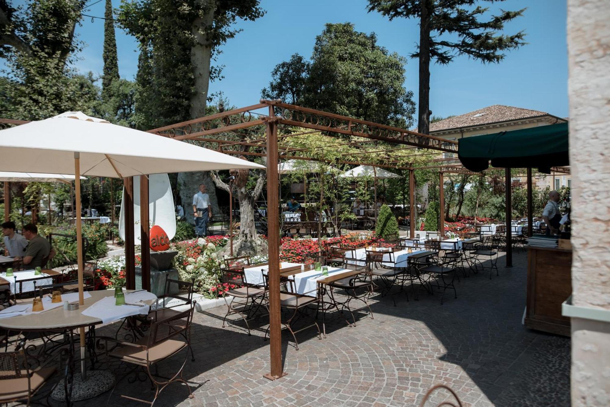 Pavillon Suite & Apartments Peschiera del Garda Kültér fotó
