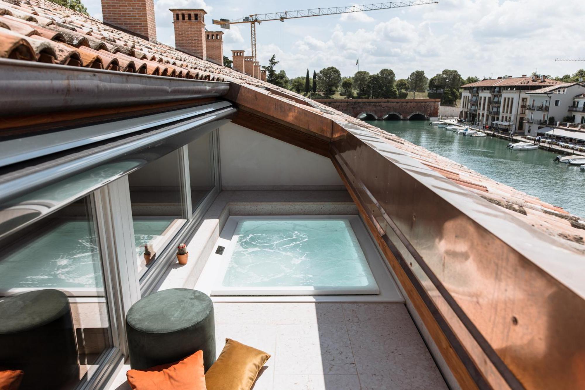 Pavillon Suite & Apartments Peschiera del Garda Kültér fotó